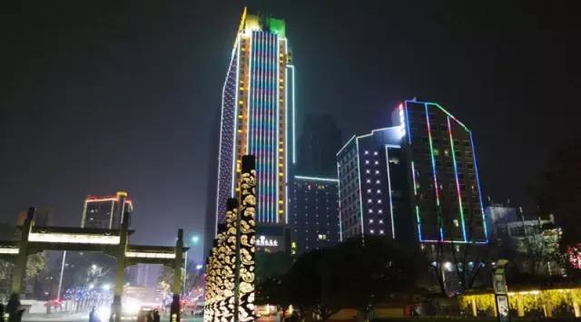 喜讯！湖北宜昌李总成功加盟蓝炬星